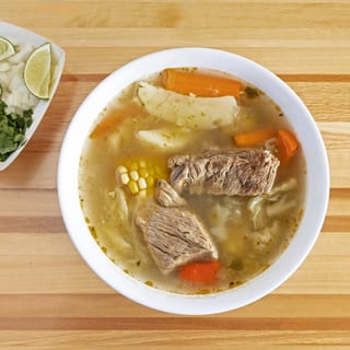 Caldo de res